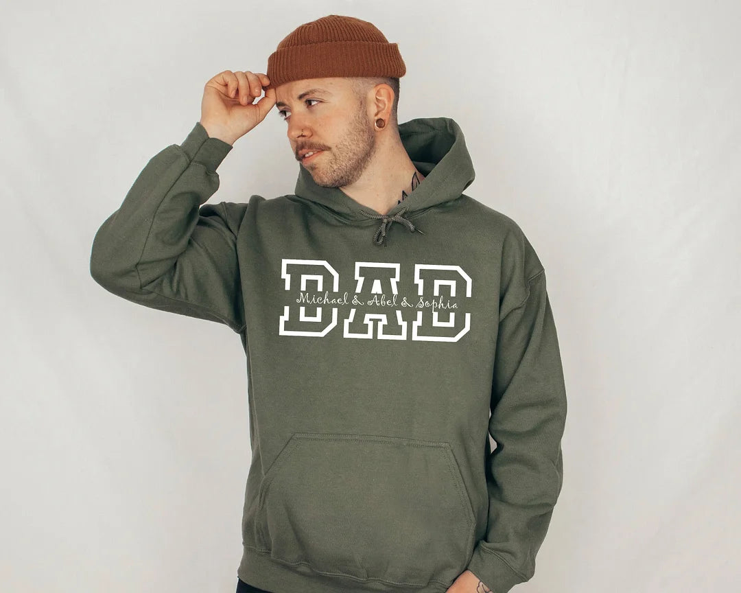 PapaHug | Custom Dad Hoodie met kindernamen, perfect cadeau voor vaderdag