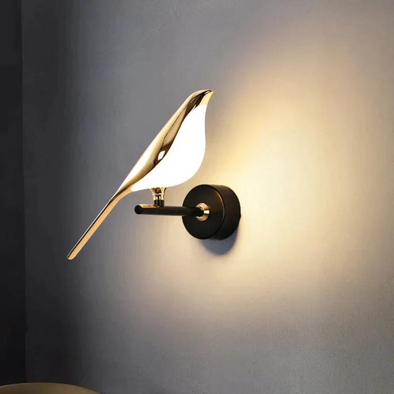 LuxeGlow Gevleugelde Wandlamp | Elegante magnetische wandlamp met regelbare verlichtin